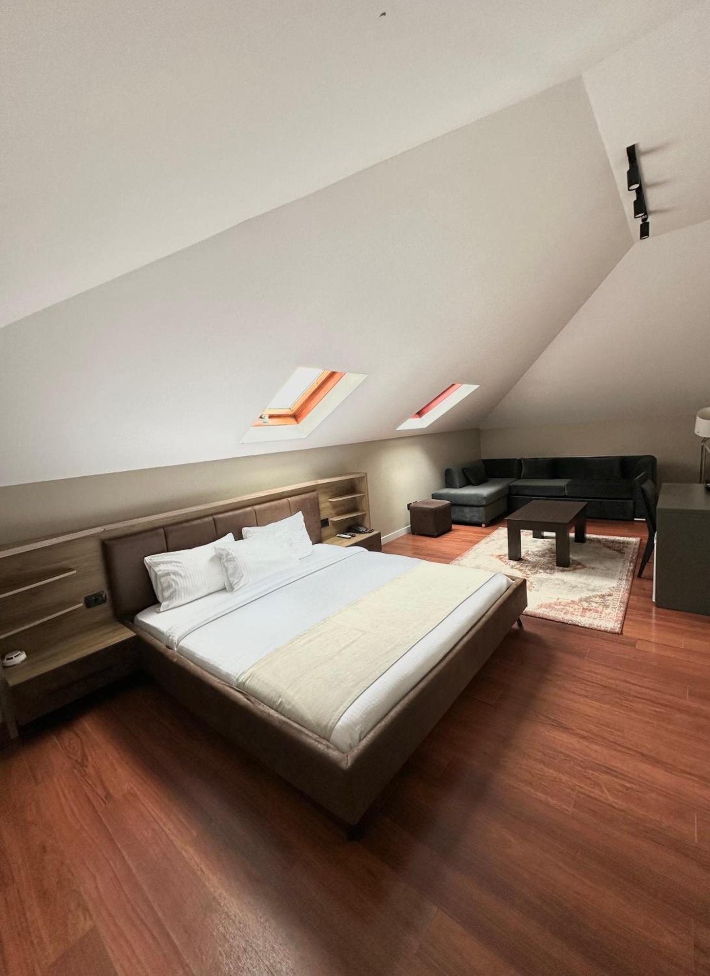 Hotel Domus 3*