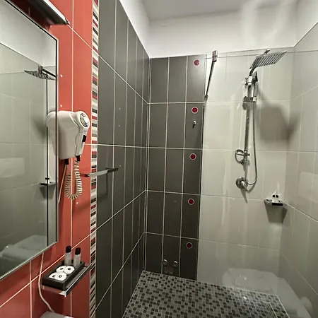 Residenza Monun Hotel Tirana Exterior photo