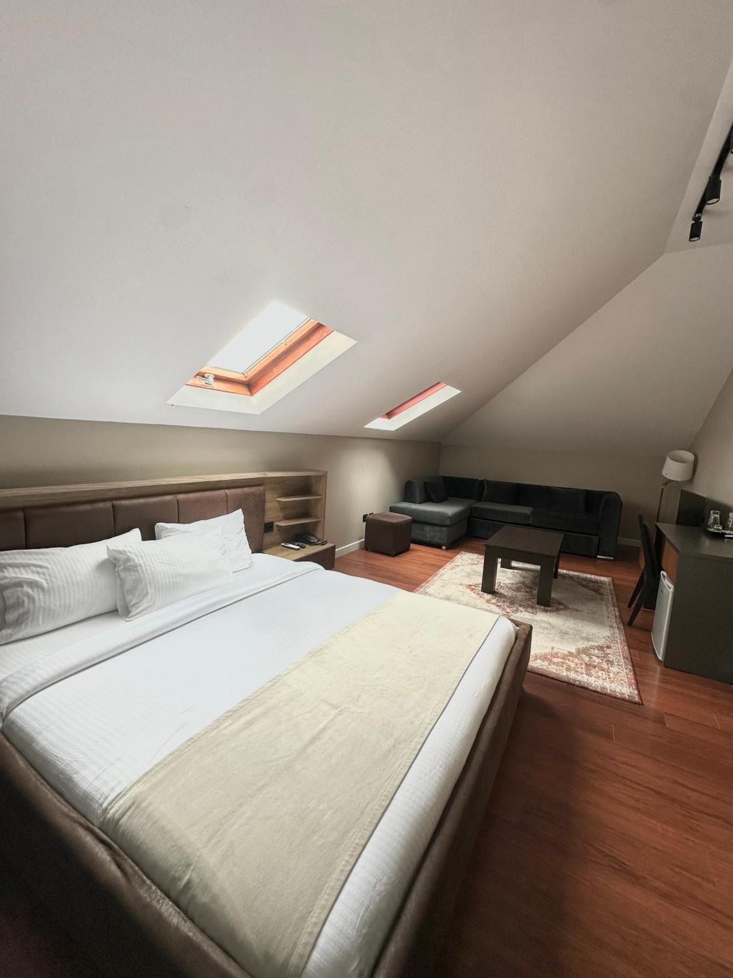Residenza Monun 3* Tirana